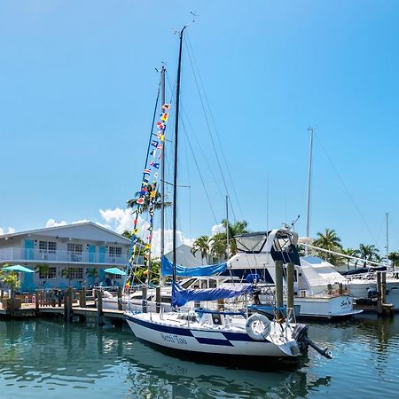 Latitude 26 Waterfront Boutique Resort - Fort Myers Beach Dış mekan fotoğraf