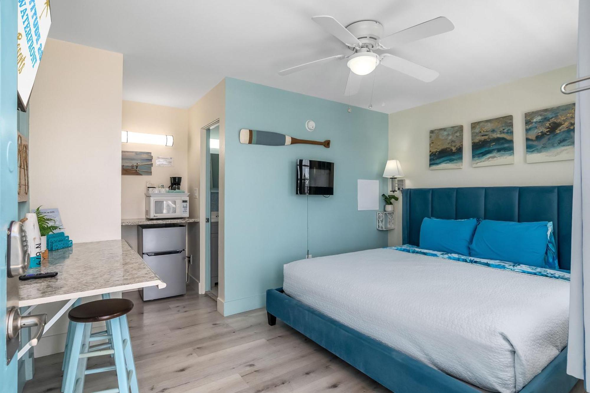 Latitude 26 Waterfront Boutique Resort - Fort Myers Beach Dış mekan fotoğraf
