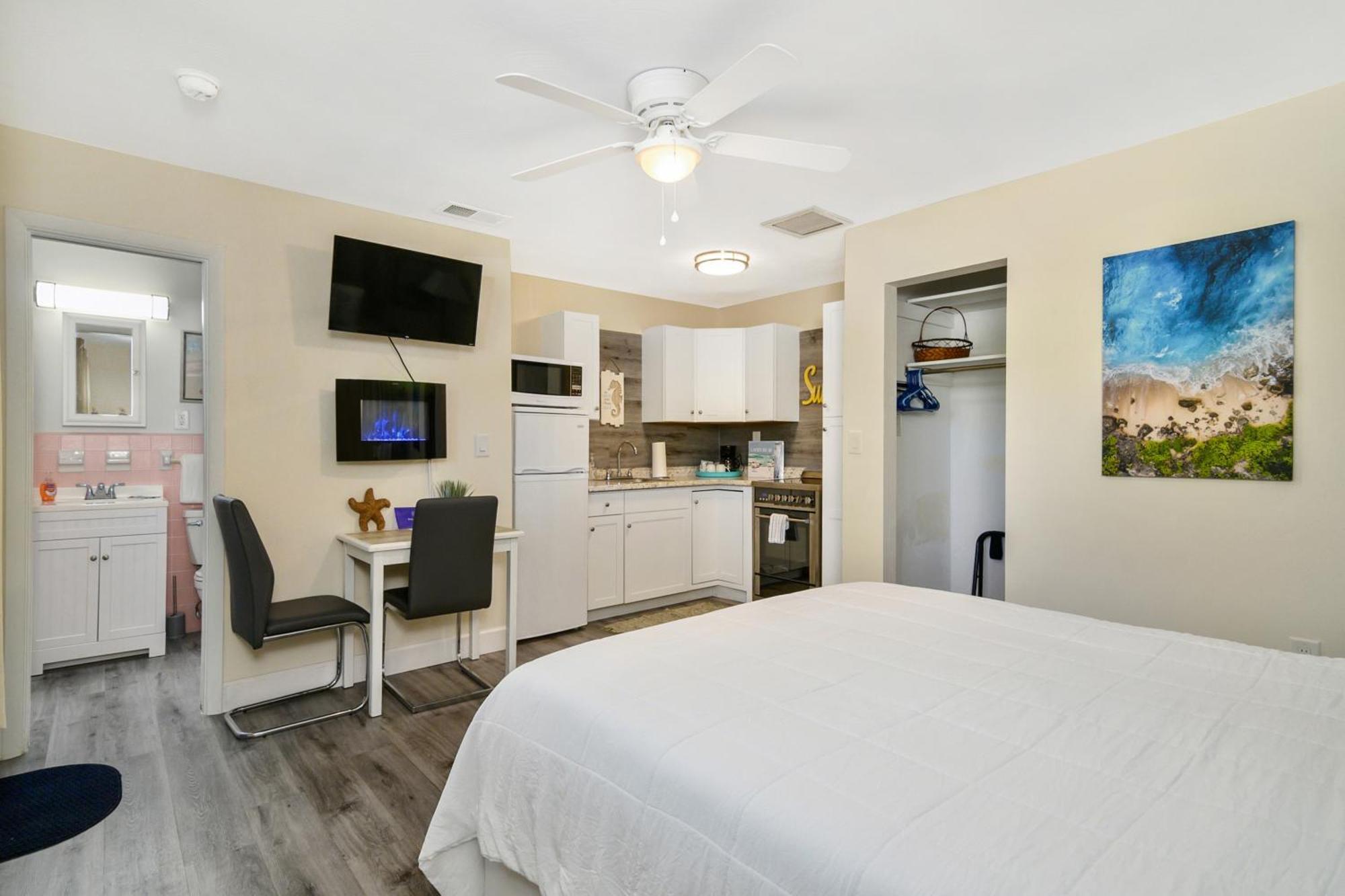 Latitude 26 Waterfront Boutique Resort - Fort Myers Beach Dış mekan fotoğraf